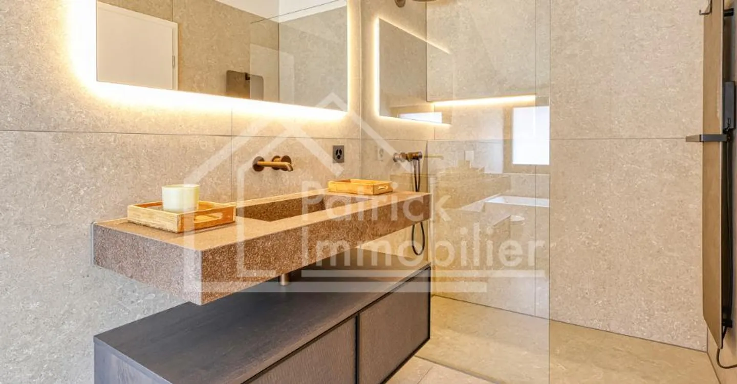 Luxusvilla mit Atemberaubendem Blick - Foto 9 von 10