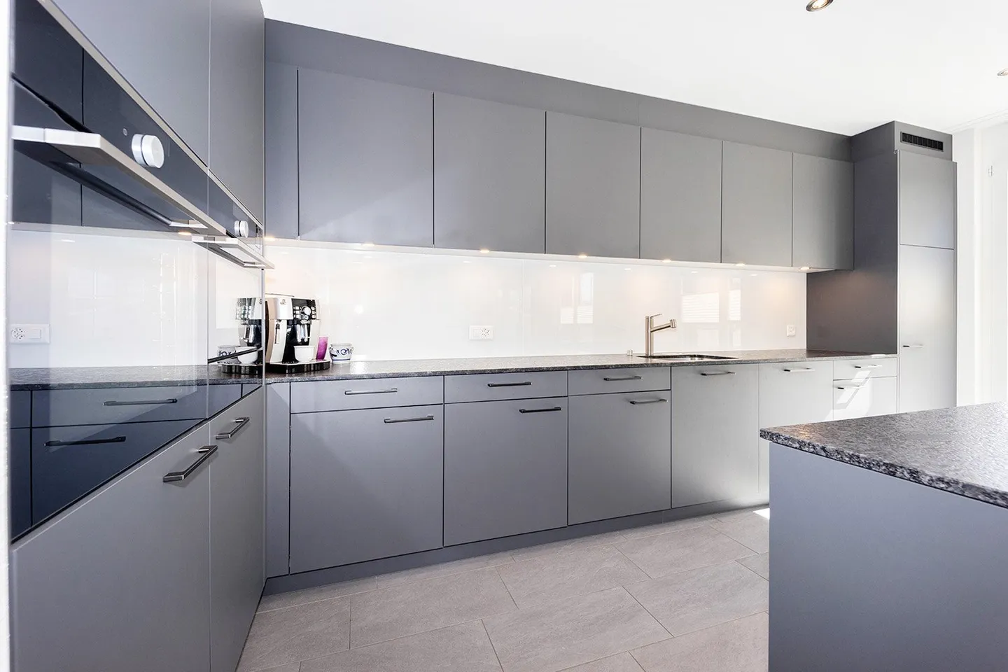 Appartement de jardin exclusif de 4,5 pièces en excellent état - Photo 11 sur 14
