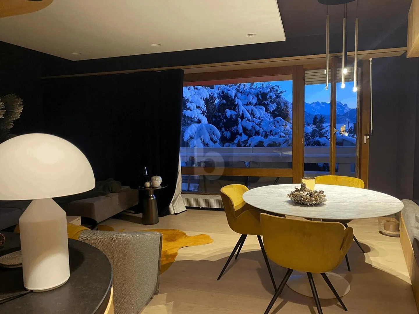 MAGNIFICENT, COMPLETELY RENOVATED, CENTRAL APARTMENT - Photo 1 of 6