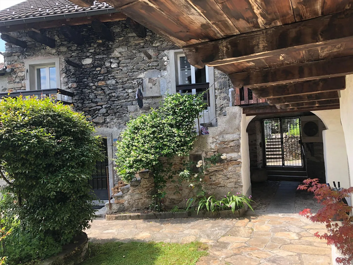 Charming Ticino House with 5 Rooms also as a Second Home - Photo 1 of 13