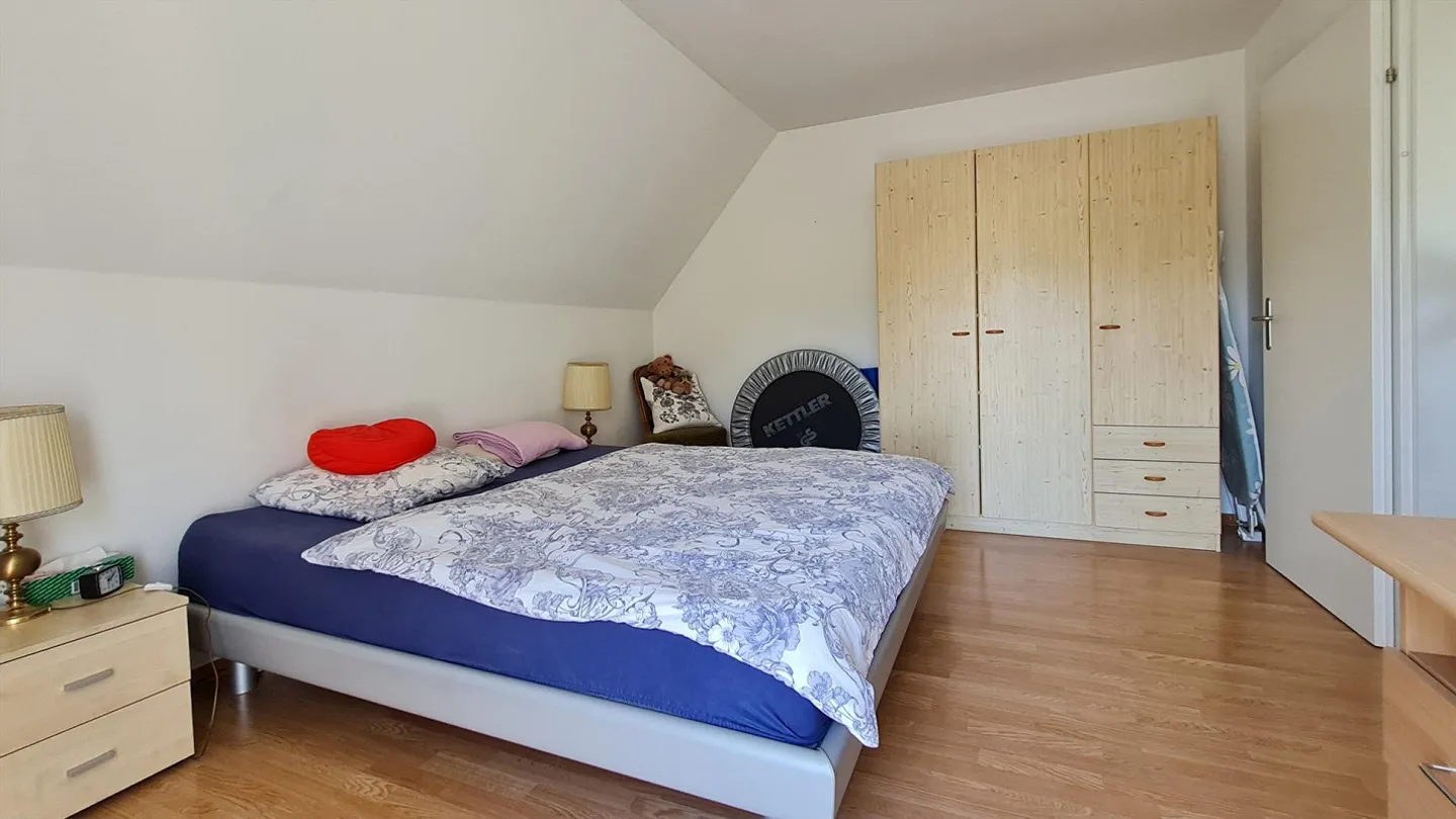 Maison semi-détachée de 4,5 pièces, adaptée aux enfants, ensoleillée, à Biberist - Photo 15 sur 26