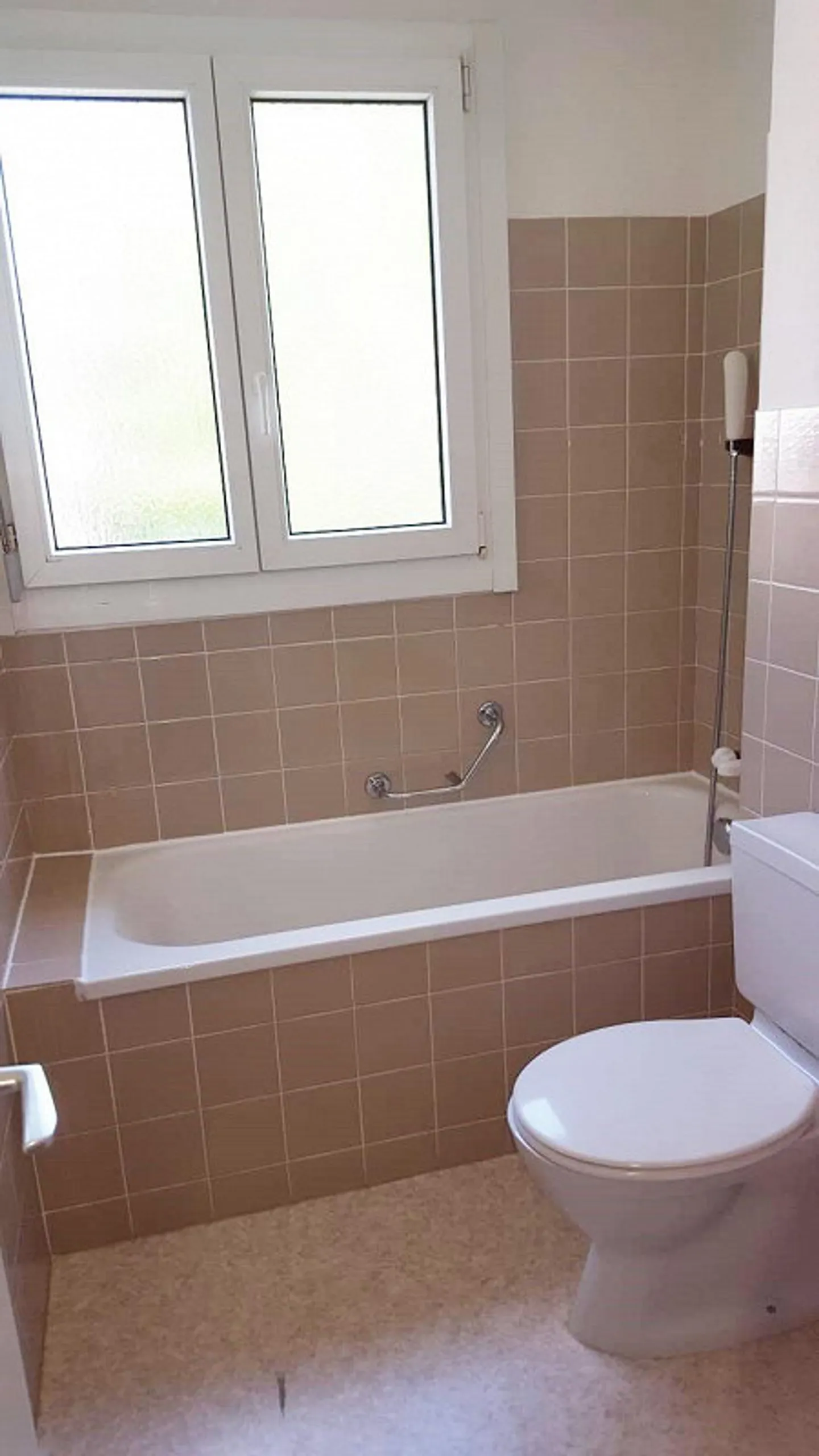 Vivere tranquilli e a prezzi accessibili sulla Birs - Foto 5 di 7