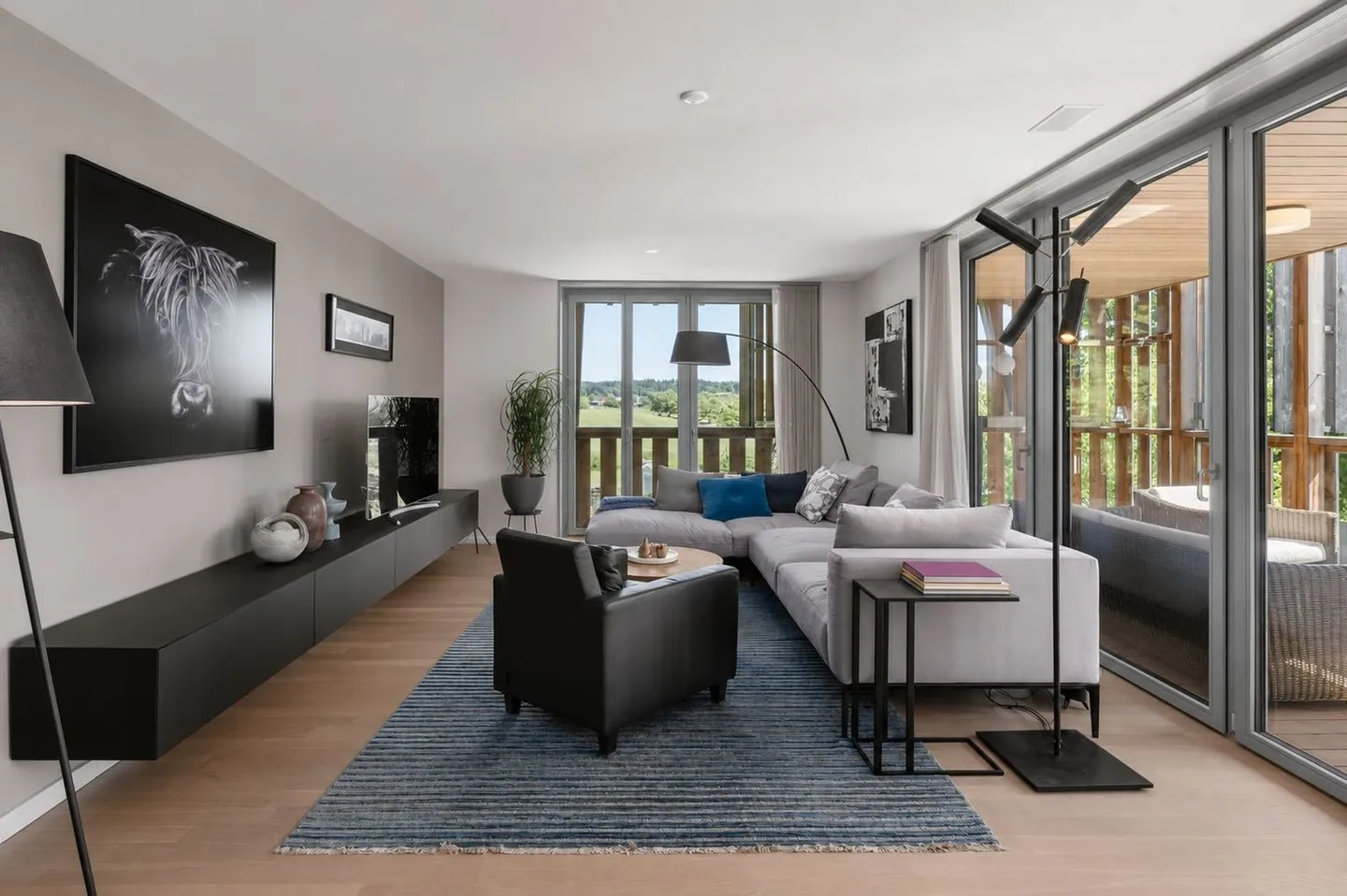 Environnement de vie moderne avec belle vue - Photo 1 sur 7