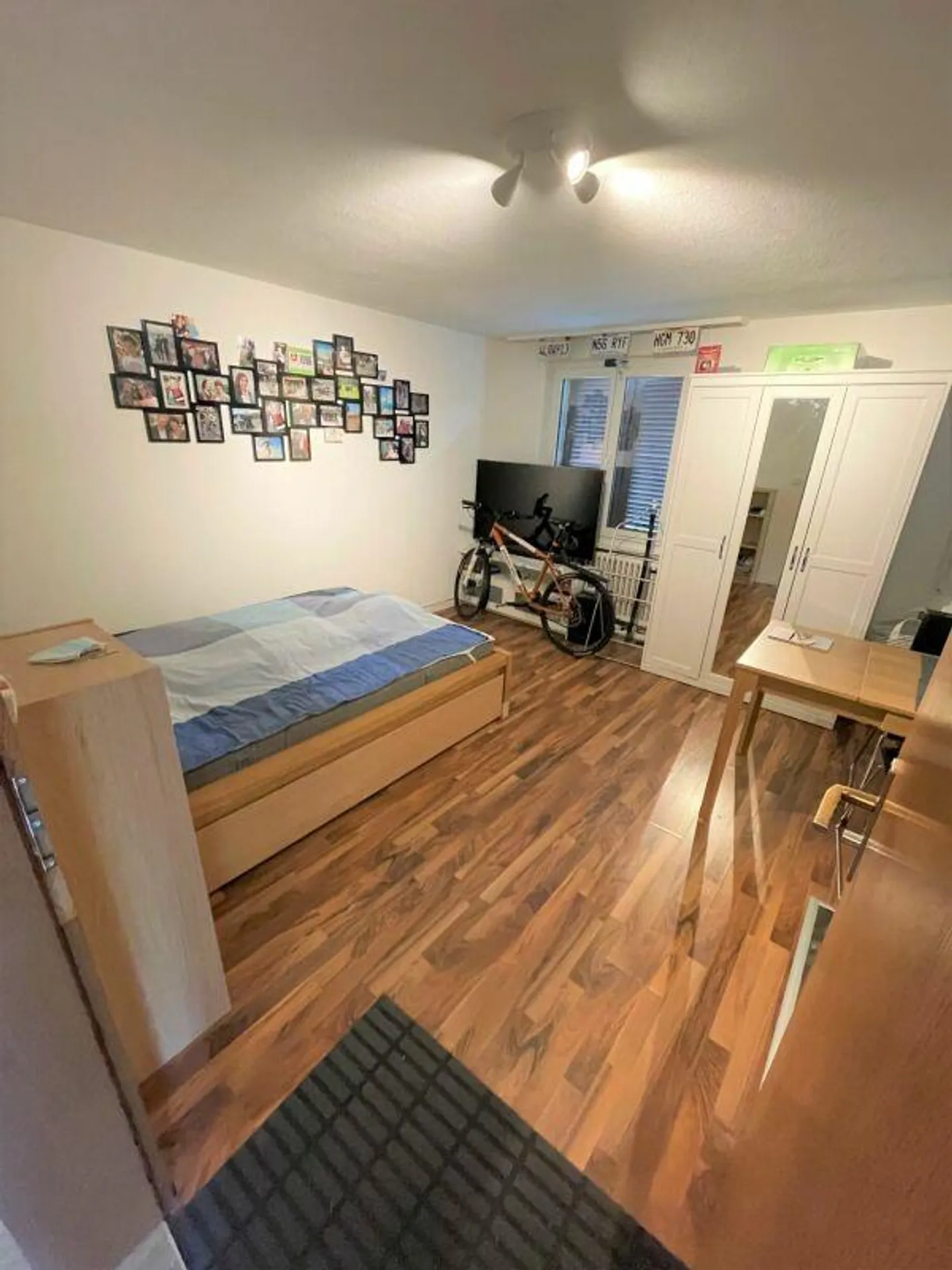 Zentrales 1.5Zi-Studio mit Küche und Bad - Foto 3 di 5