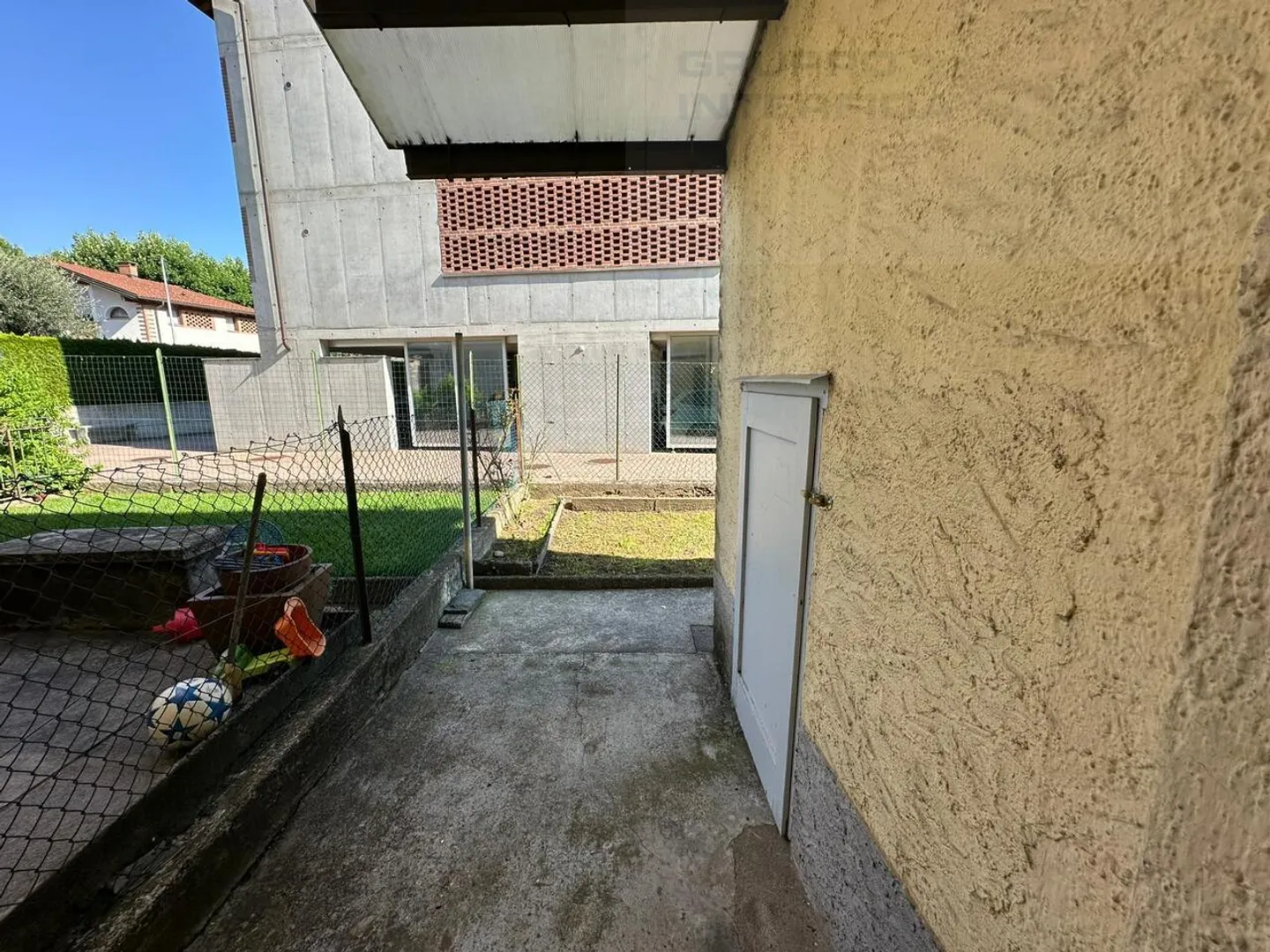 Single-family house 4.5 rooms with two parking spaces - Photo 12 of 12