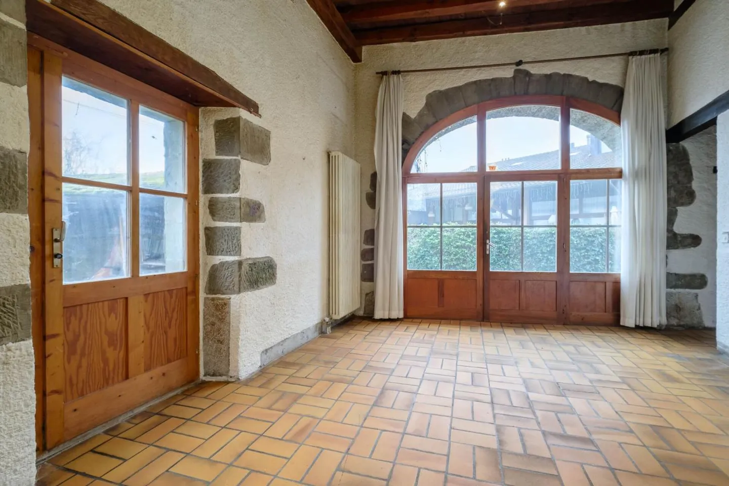Maison de charme à rénover - Photo 7 sur 9