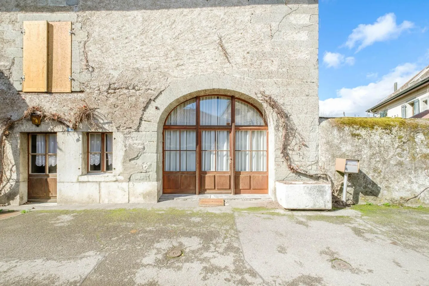 Maison de charme à rénover - Photo 5 sur 9