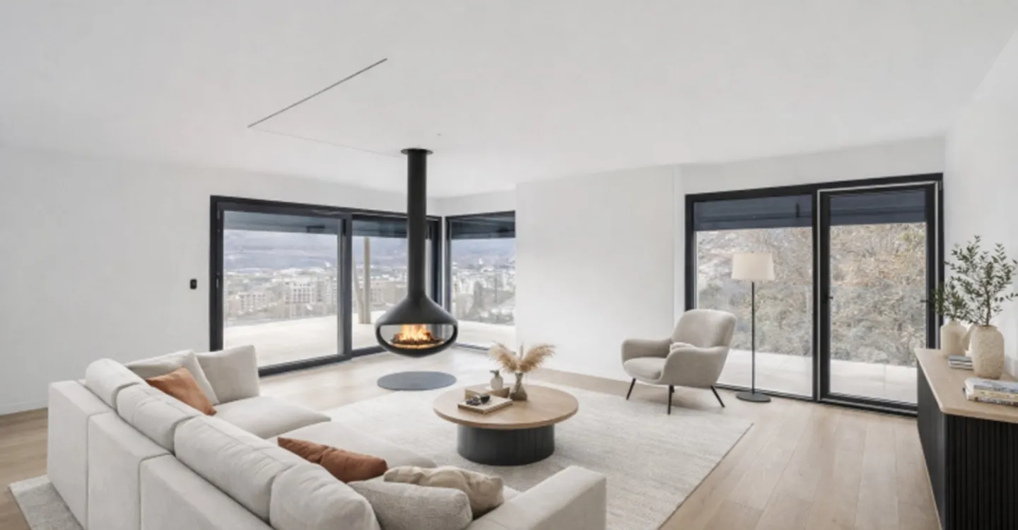 Exceptional penthouse with castle views - Photo 4 of 9