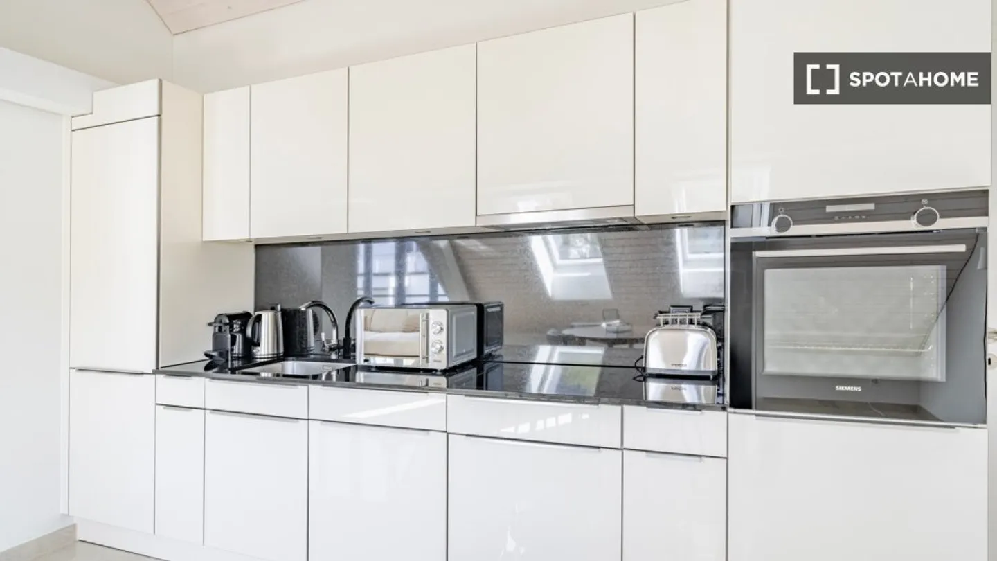 Apartment for rent - Photo 8 of 18