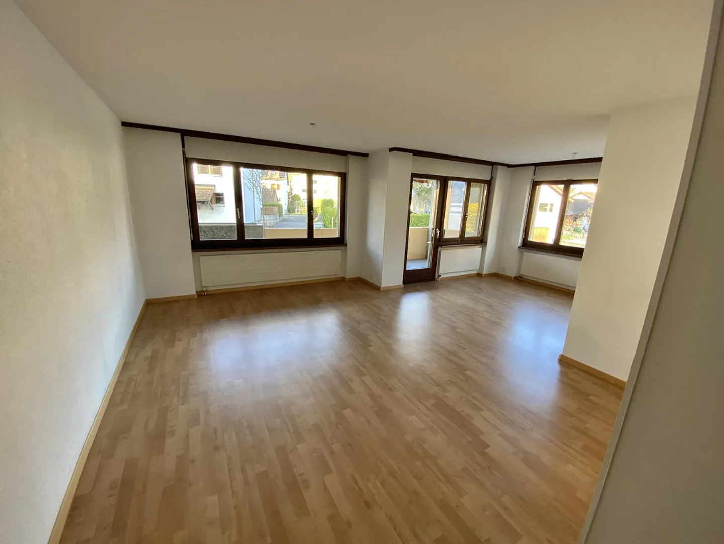 Appartement 3,5 pièces au 1er étage. - Photo 3 sur 7