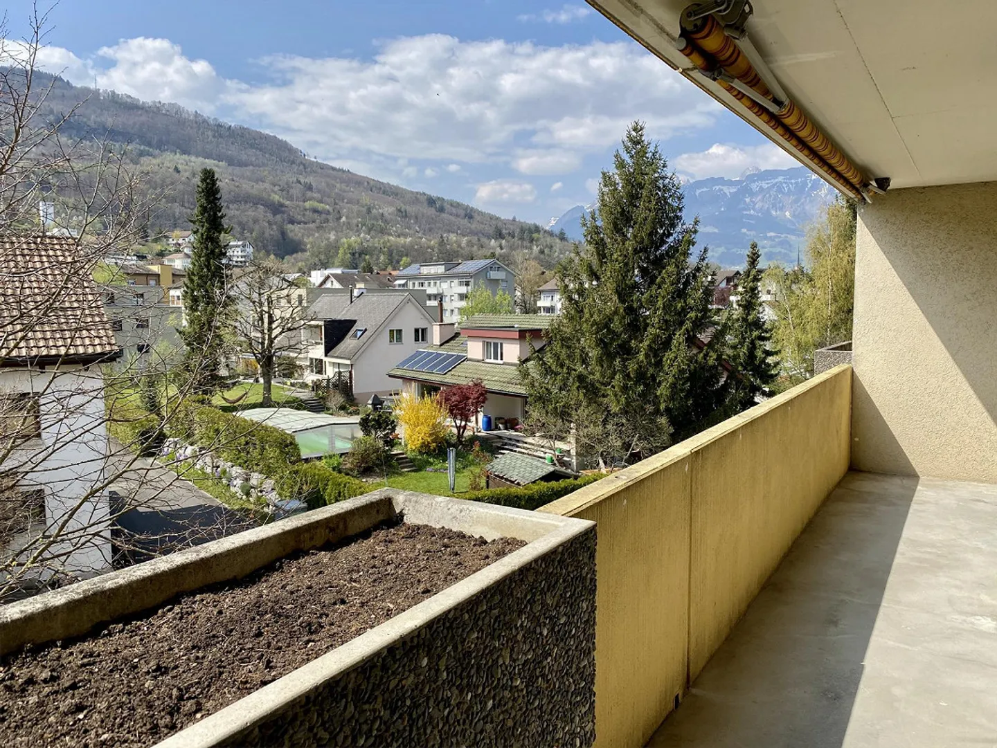 Appartement 3,5 pièces au 1er étage. - Photo 1 sur 7