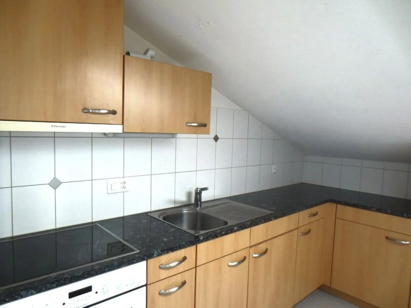 Appartamento cooperativo luminoso e conveniente - Foto 5 di 8