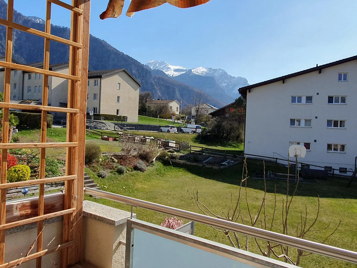 4.5 room apartment with parking space in underground garage and cellar - Photo 9 of 11