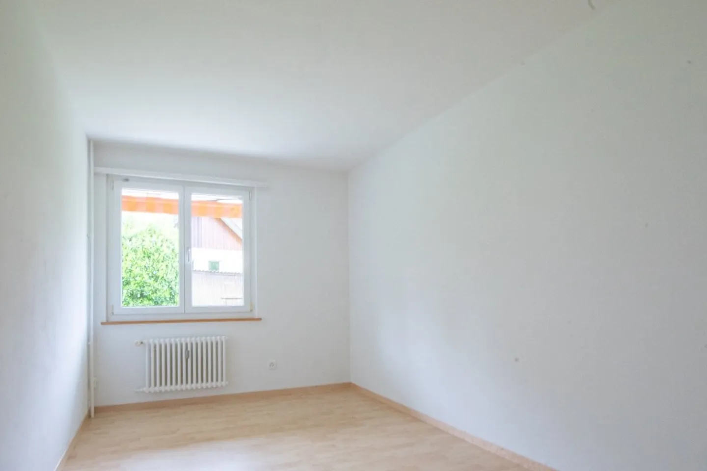 Appartement confortable de 4.0 pièces avec coin jardin - Photo 7 sur 8