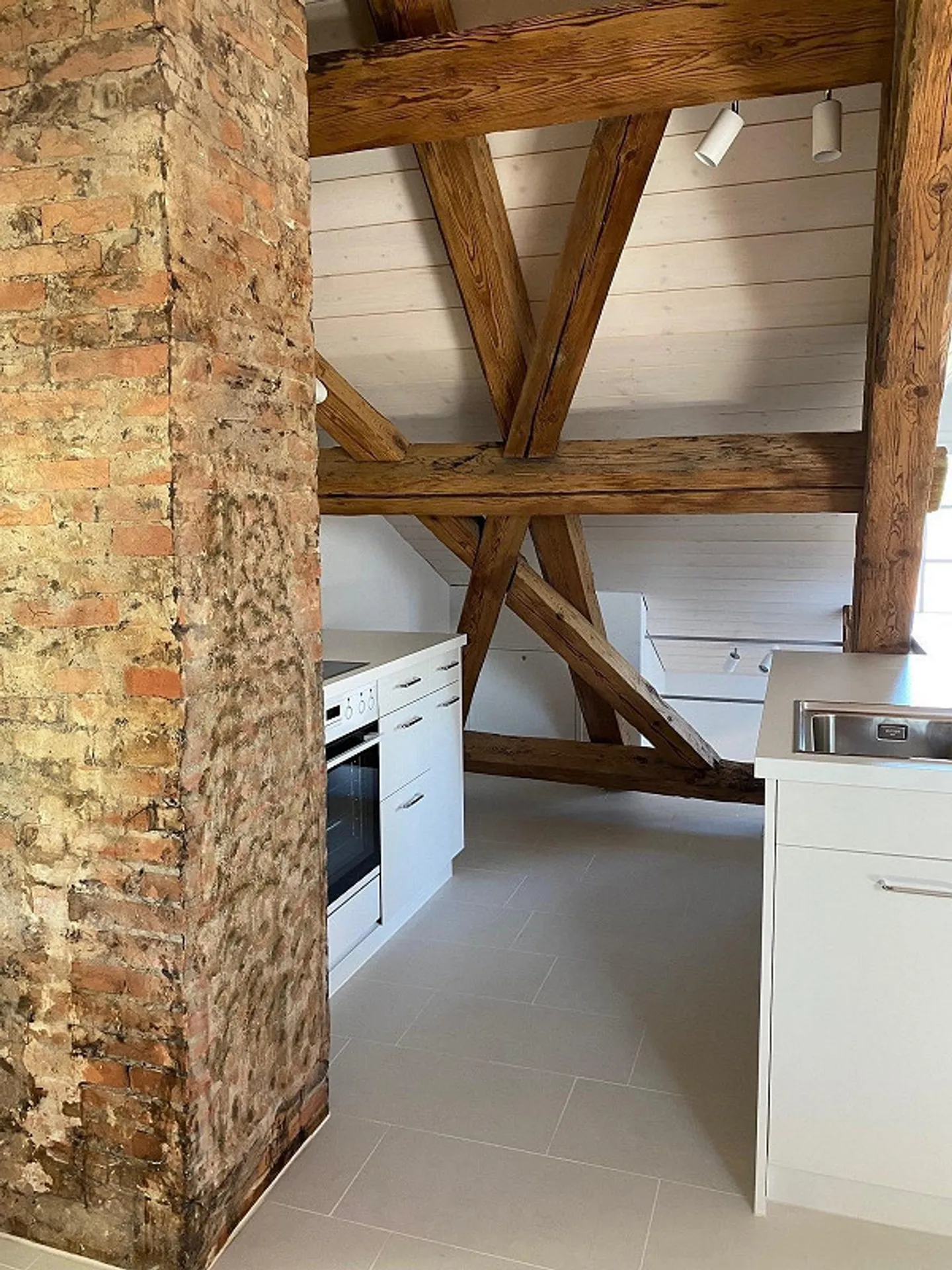 Charmante Wohnung mit Aussicht - Foto 3 von 9