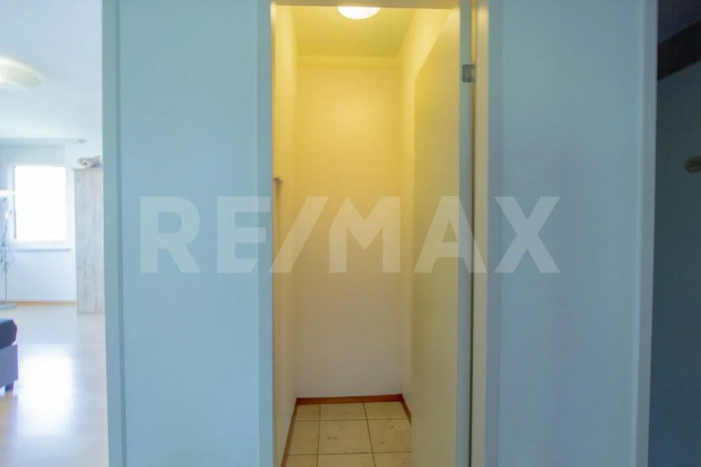2.5 Room Apartment - Photo 9 of 9