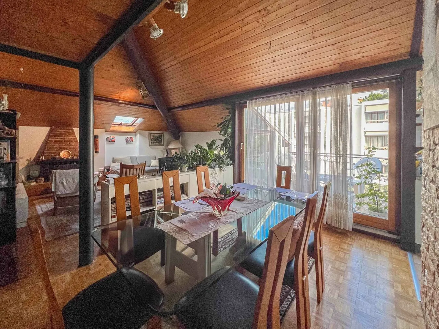 Charmante 3.5 Zimmer Wohnung - Foto 2 von 6