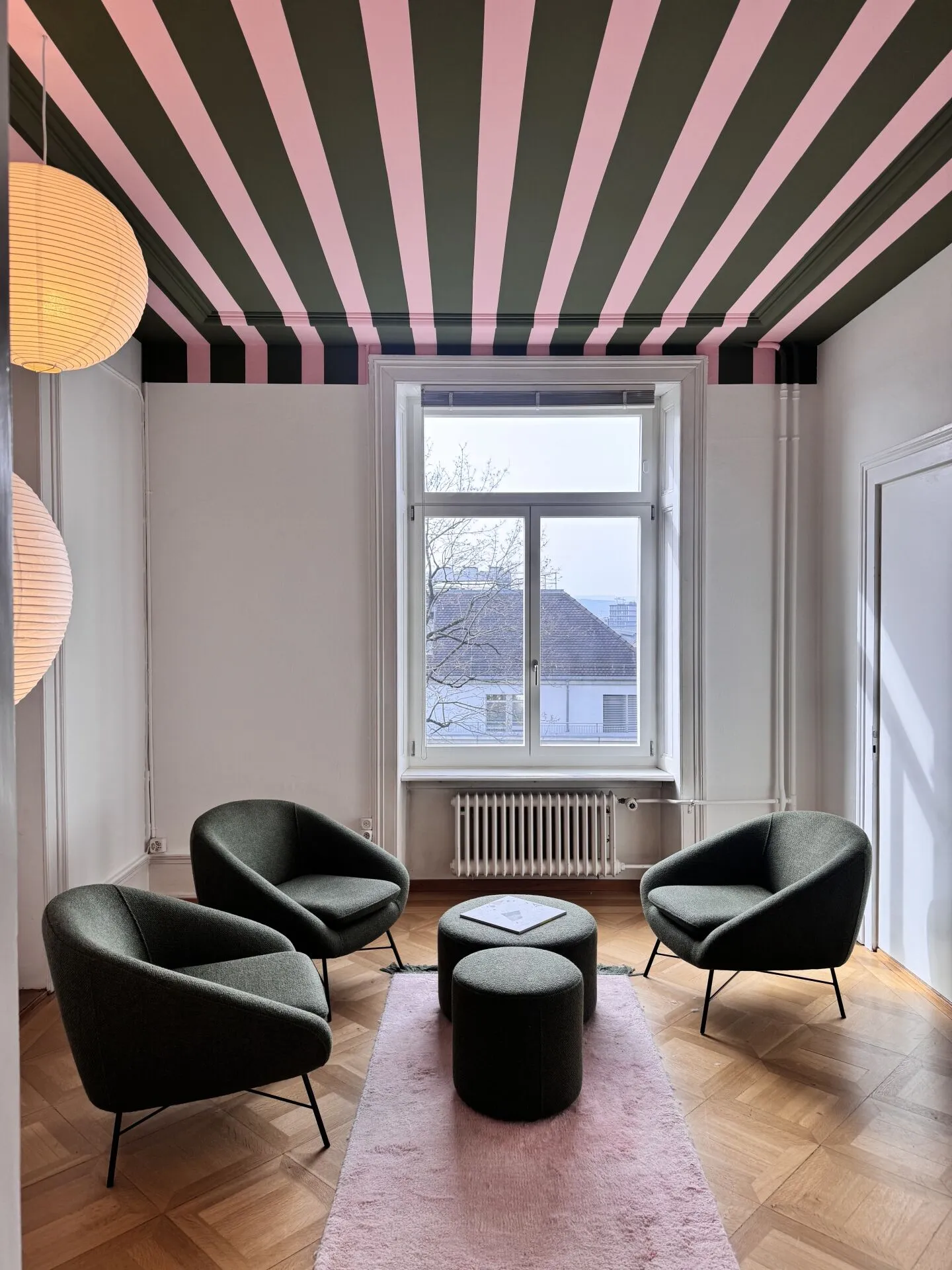 Spazio di lavoro sopra il Central - Foto 1 di 9