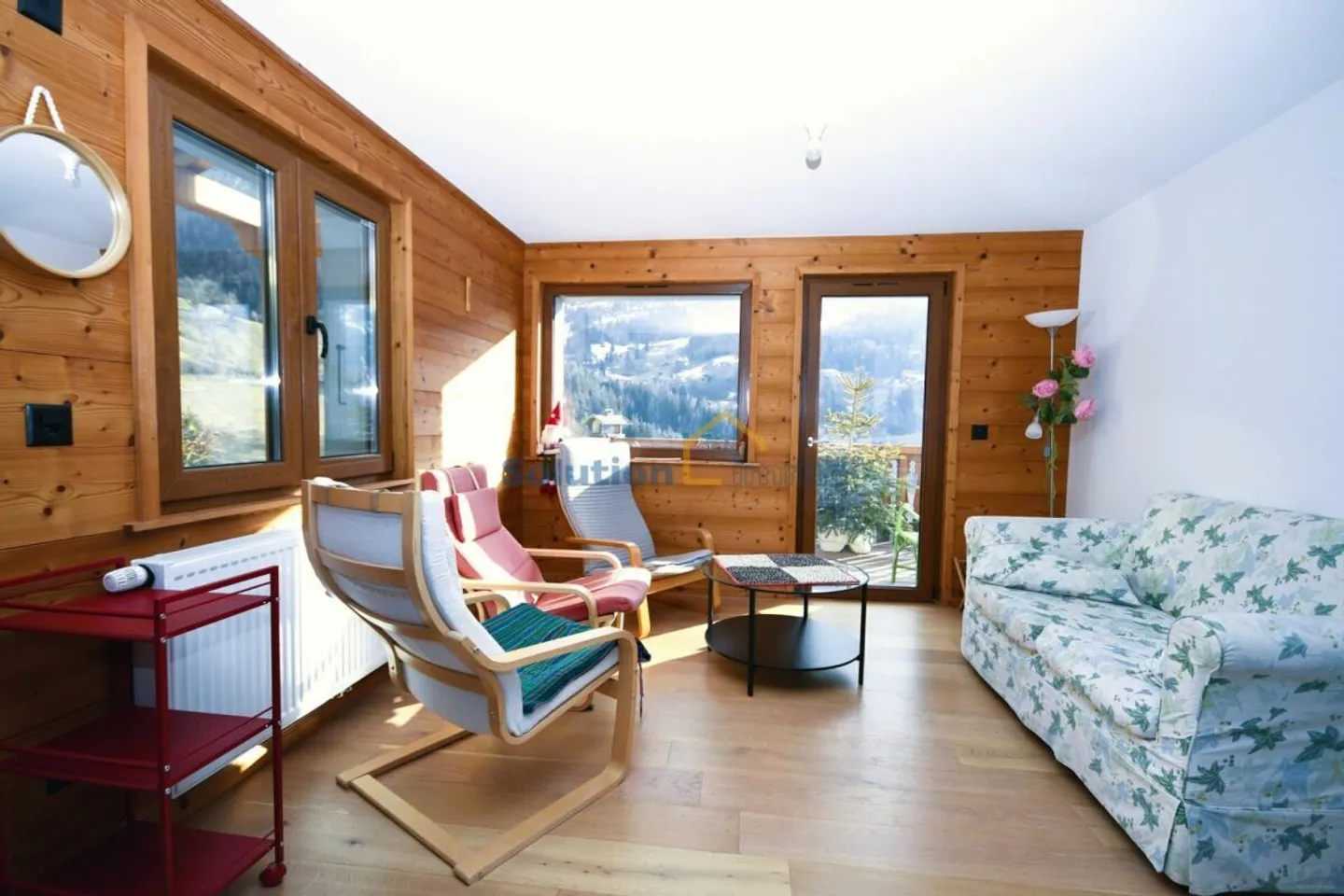 Très belle maison, rénovée avec goût - Photo 3 sur 19