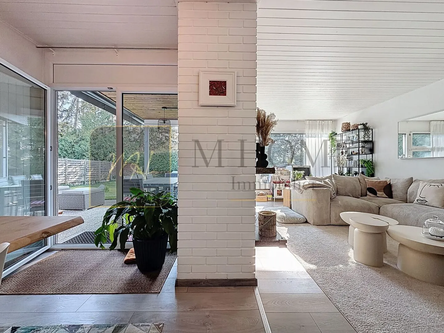 Semi-Detached House 6.5 Rooms - Photo 4 of 13