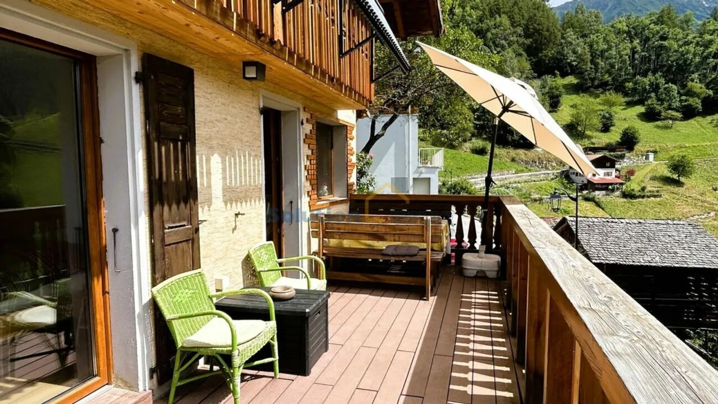 Très belle maison, rénovée avec goût - Photo 7 sur 19