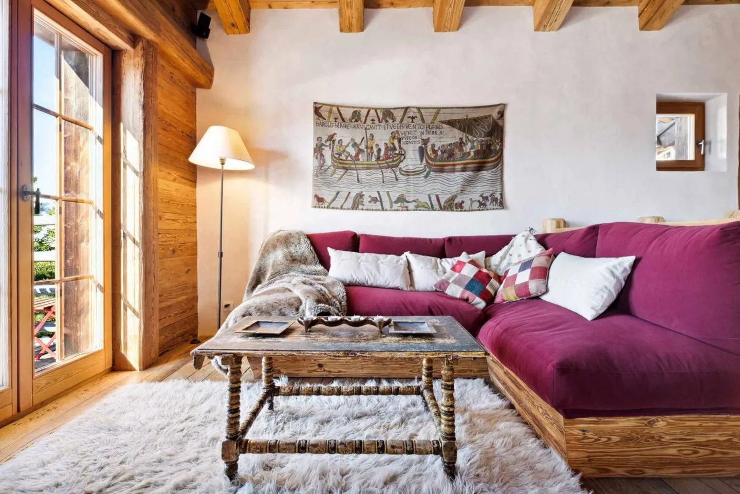 Charming Ski-in/Ski-out Chalet - Photo 4 of 13