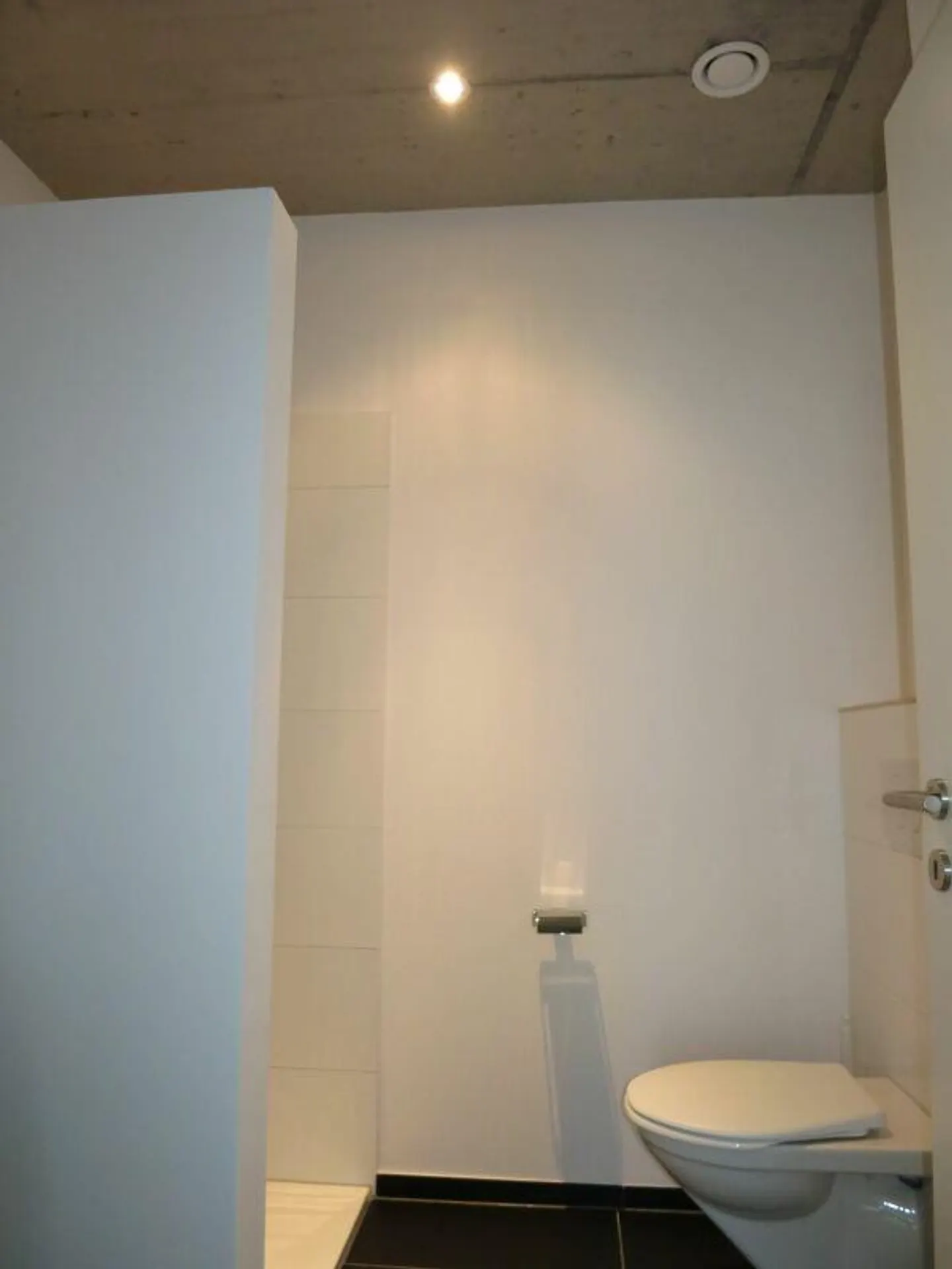 Modern office/commercial space with immediate access to highway, bus, and train - Photo 4 of 6