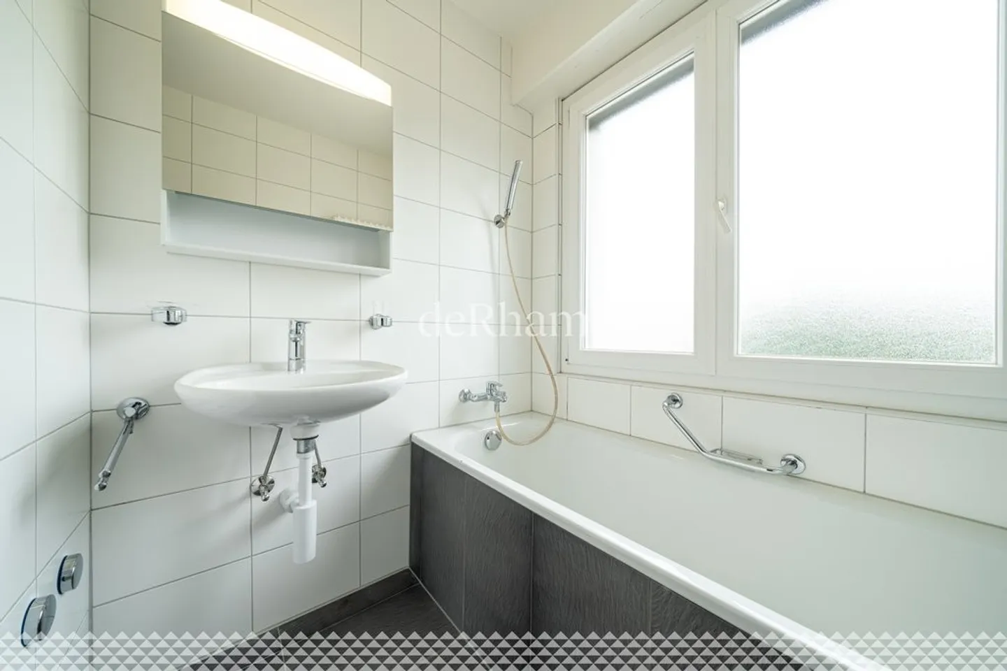 Bel appartement à proximité de toutes les commodités - Photo 6 sur 8