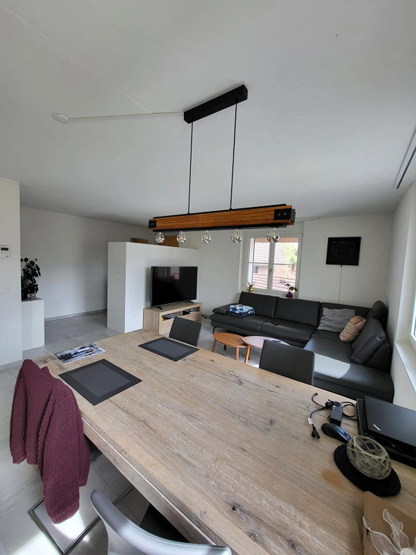 Charmante 2.5-Zimmer Wohnung - Foto 2 von 6