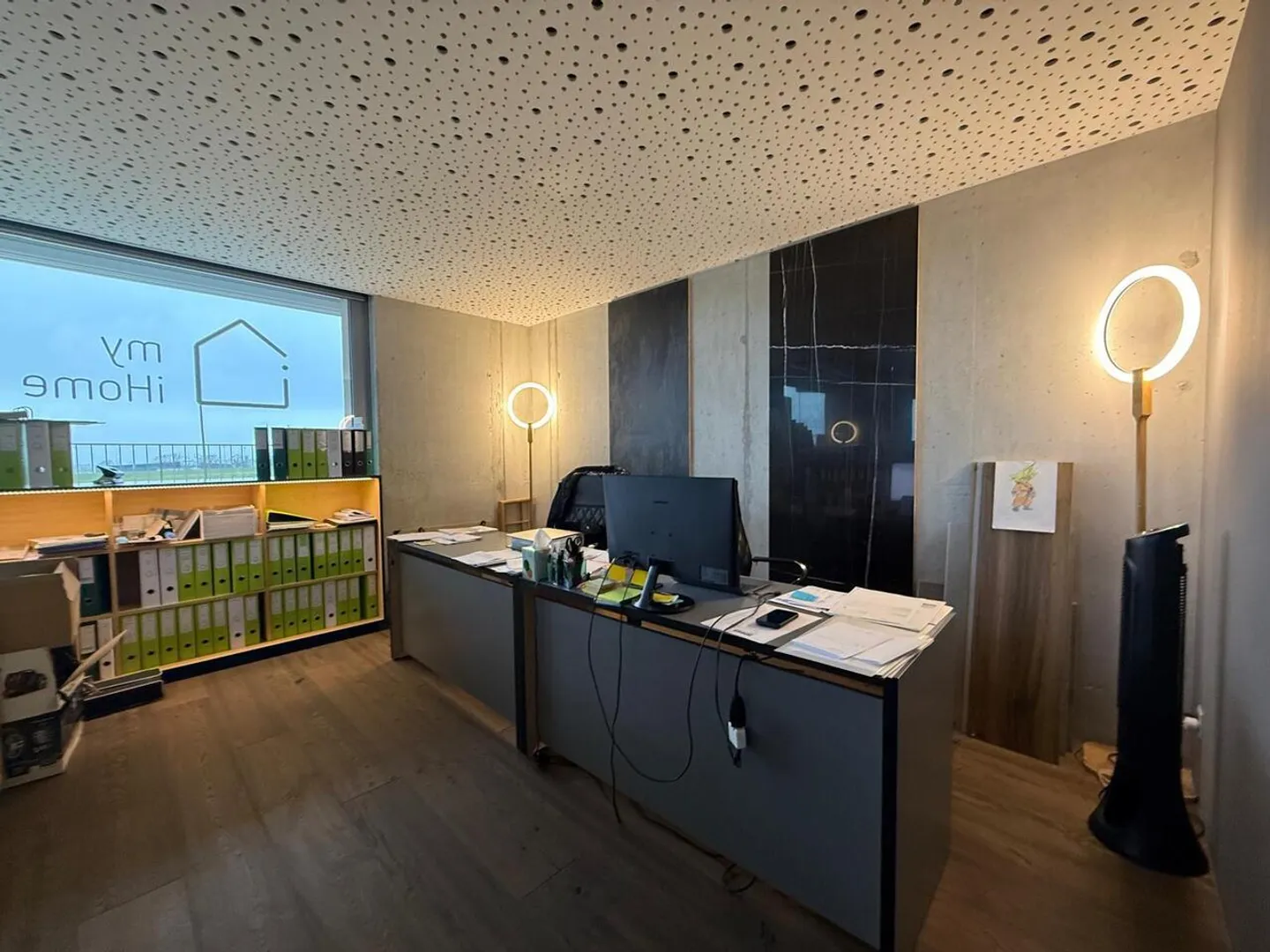 Modernes Büro im Mischgebäude - Foto 8 von 10