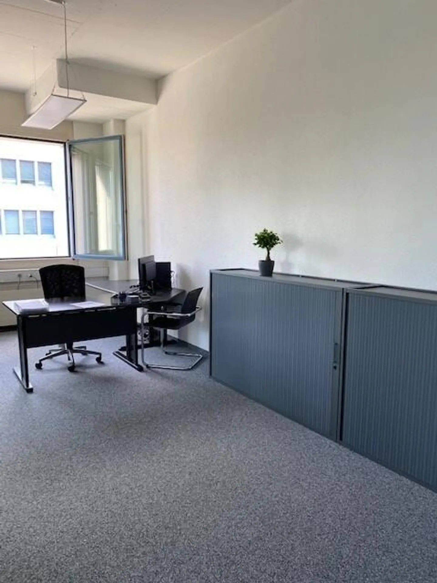 Helle Bürofläche in bester Lage - Foto 6 von 9