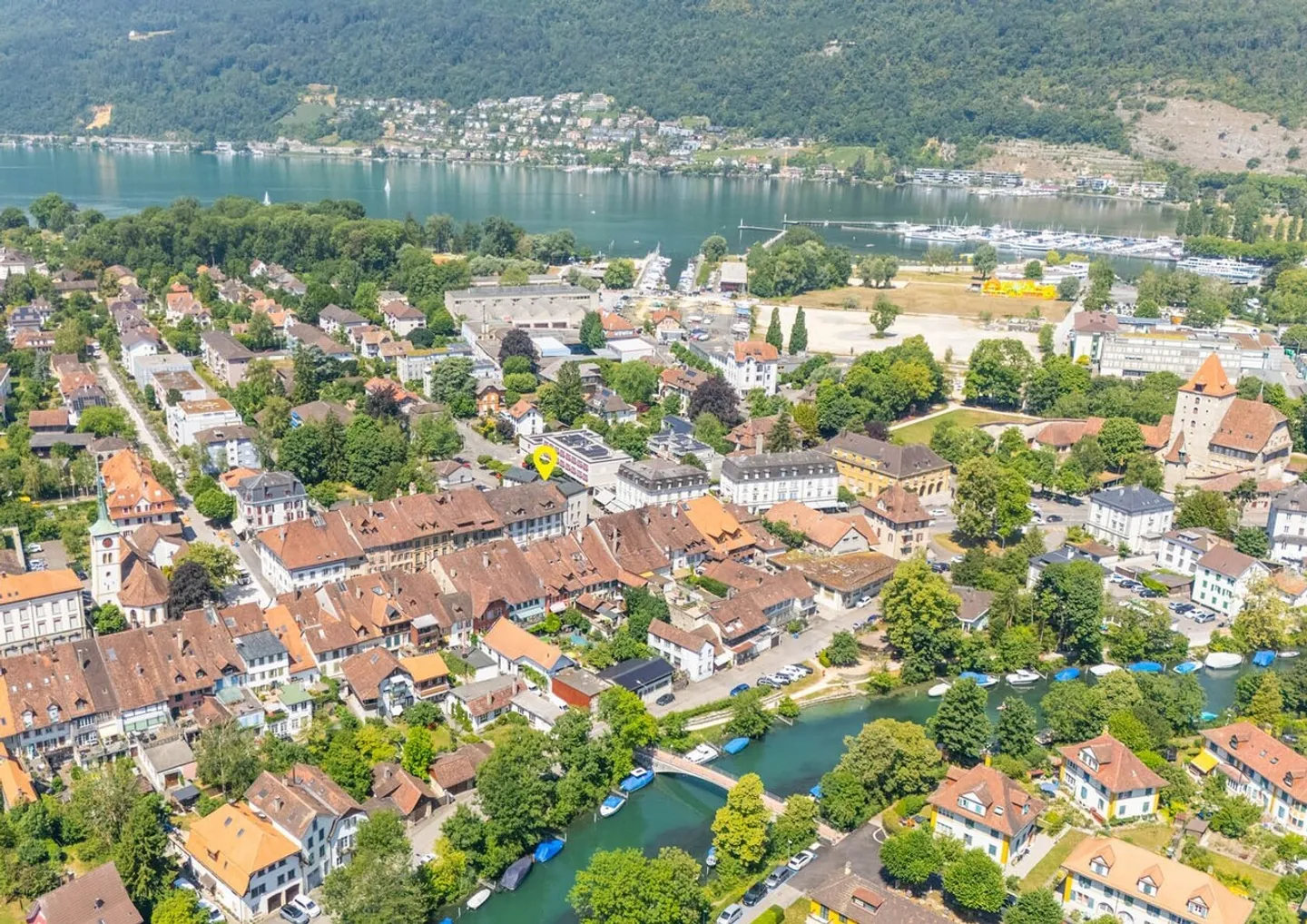 Sustainable Investment in a Central Location in Nidau - Photo 3 of 13