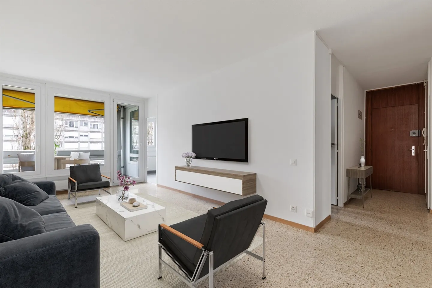 Vivere in famiglia in un quartiere tranquillo di Meyrin! - Foto 4 di 12