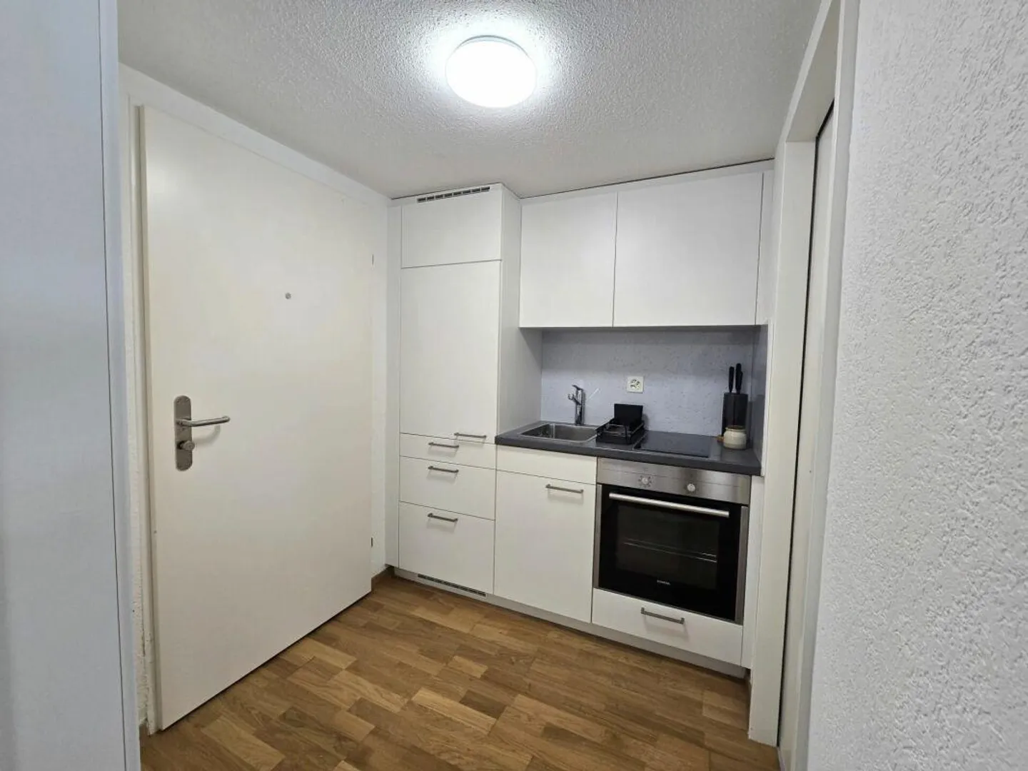 Newly furnished studio apartment in the heart of St. Gallen - Photo 5 of 7