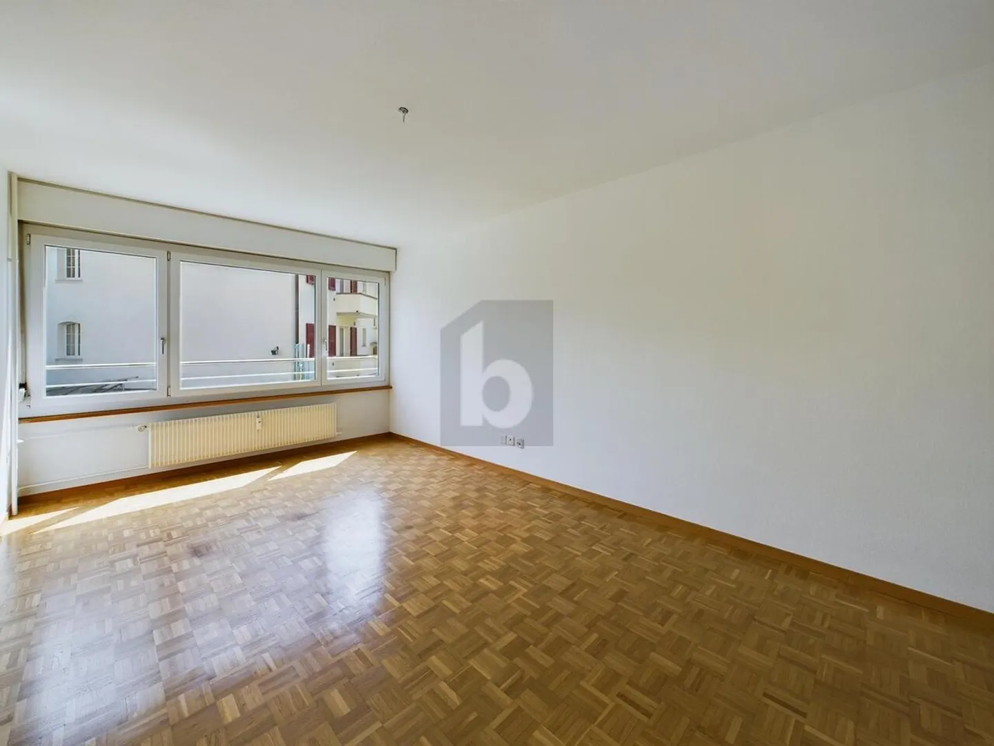 Charmante Wohnung in zentraler Lage - Foto 3 von 6