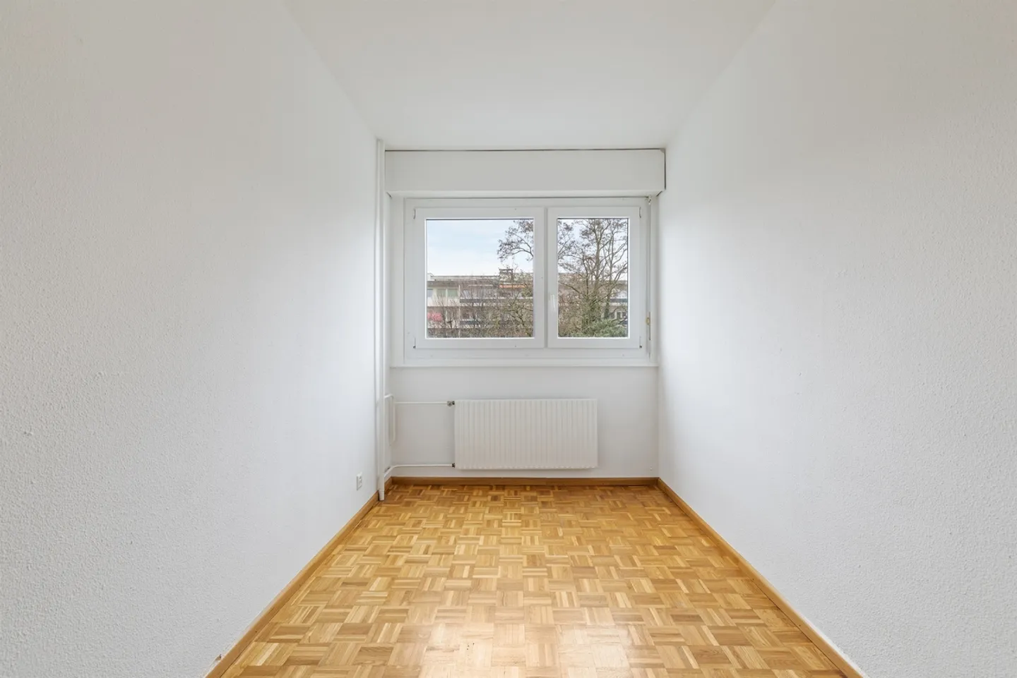 Vivere in famiglia in un quartiere tranquillo di Meyrin! - Foto 10 di 12