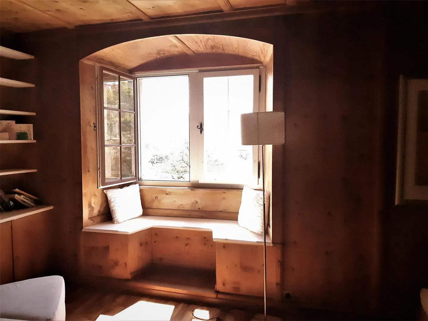 WG room in a manor house in Richterswil - Photo 4 of 5