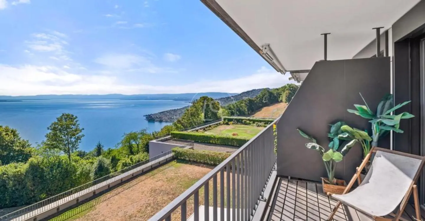 Elegante appartamento di 4,5 locali con vista panoramica sul lago di Ginevra a Puidoux - Foto 2 di 12