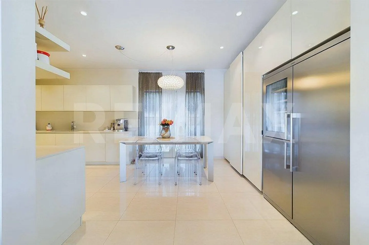 Penthouse élégant avec vue dégagée sur le lac de Lugano / Résidence secondaire - Photo 9 sur 13