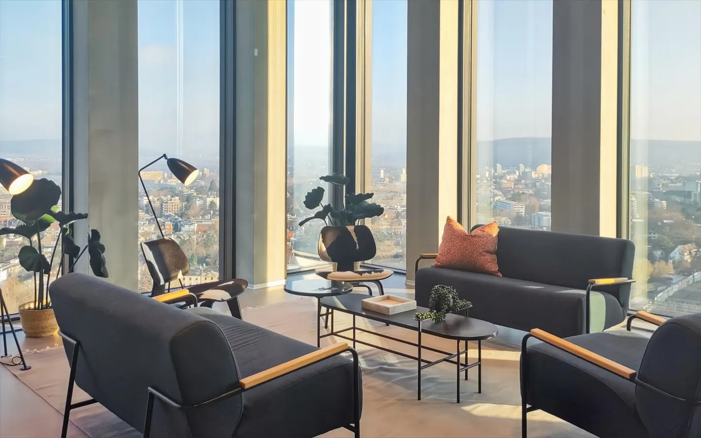 Uffici splendidamente arredati per 1 persona nel Spaces Grosspeter Tower - Foto 7 di 20