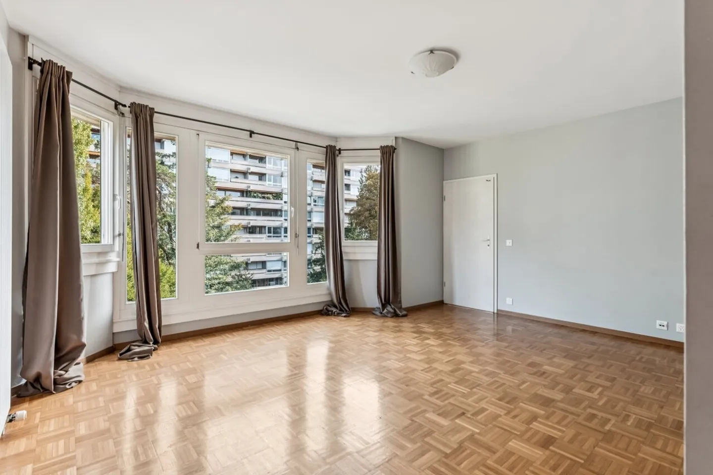 9-room apartment - Photo 8 of 17