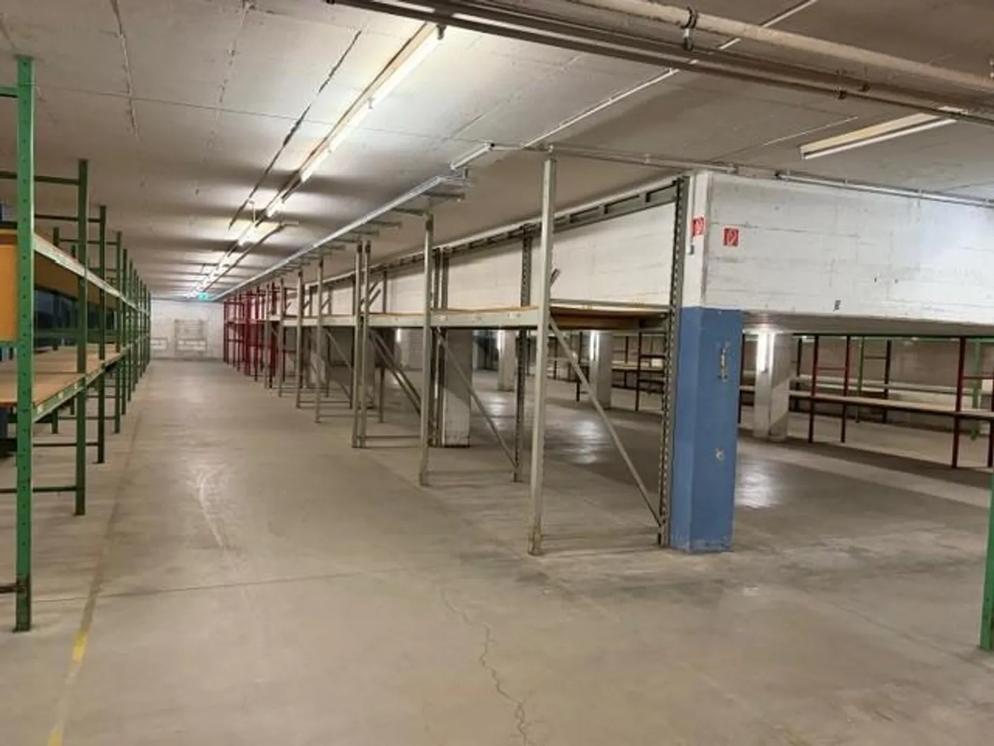 Lagerhalle - Foto 2 von 5