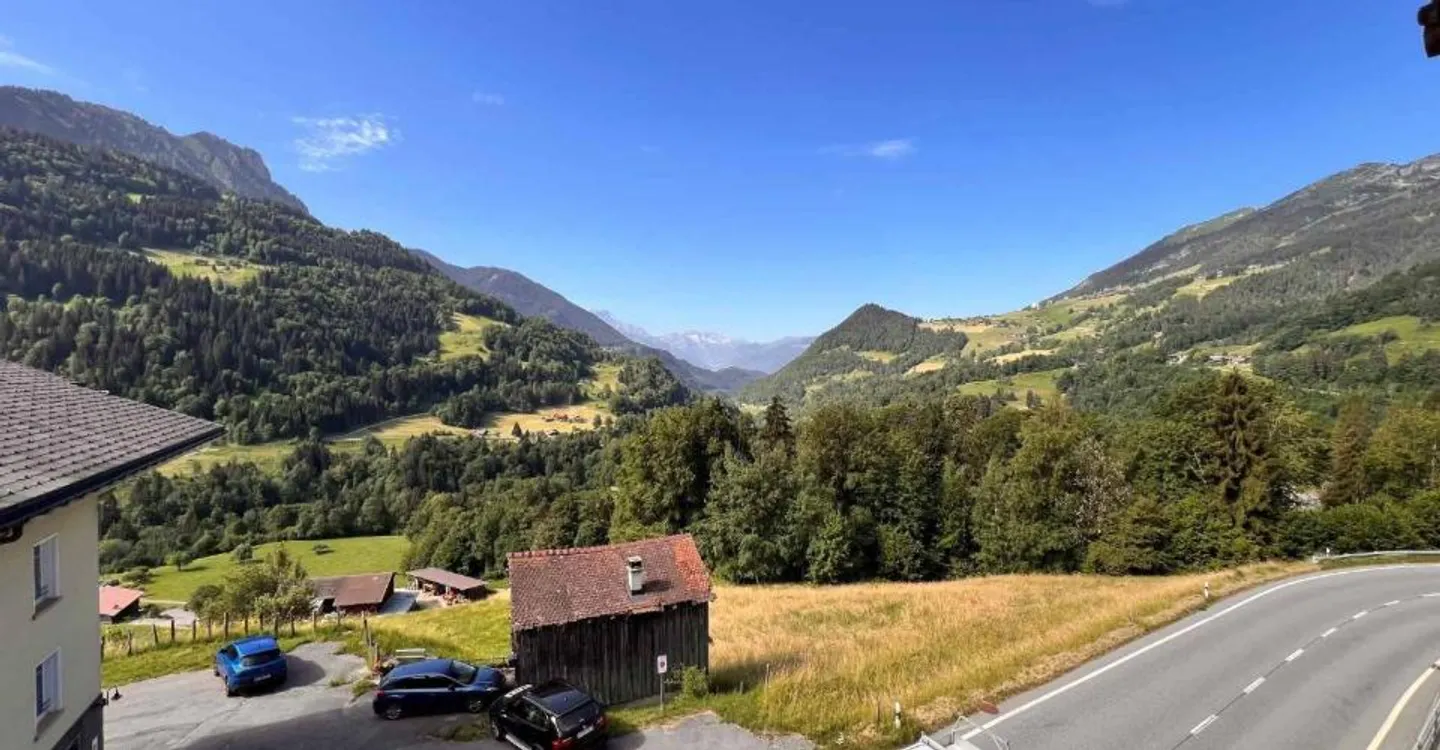 Opportunité de rénovation à Leysin - Photo 1 sur 12