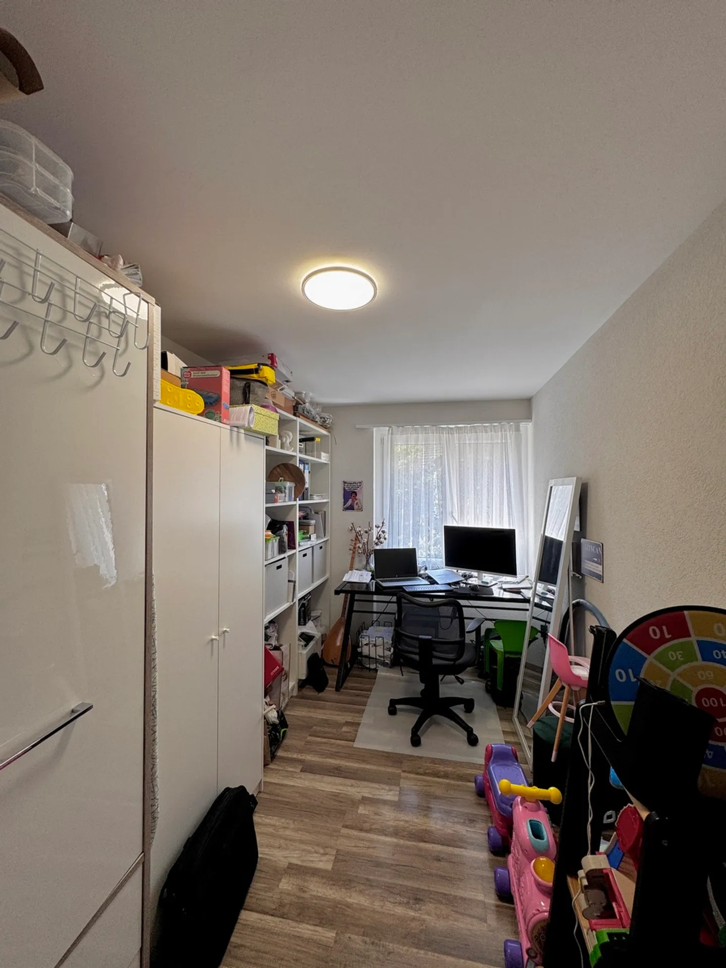 Stylish 3.5-room apartment with its own garage box - Photo 8 of 10