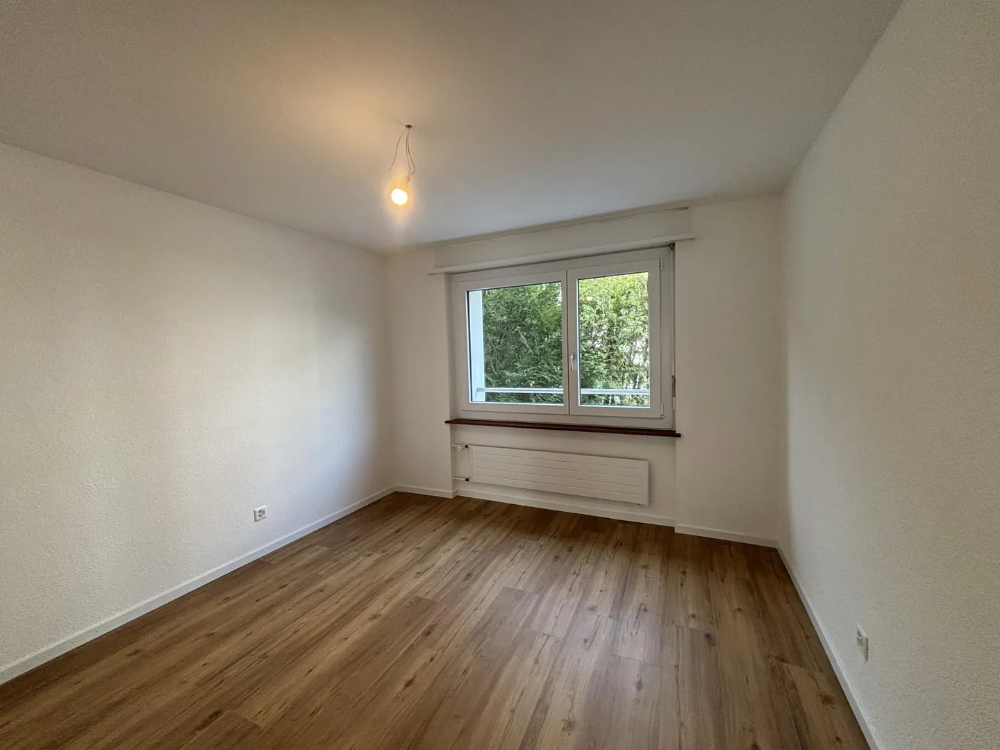 2161 - Appartement 4 pièces entièrement rénové - Peseux - Photo 4 sur 8