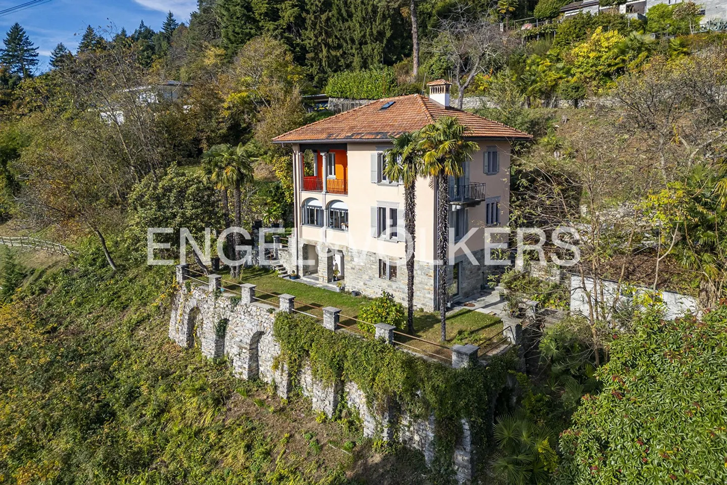 Villa Époque dans le parc avec vue sur le lac (79) - Photo 2 sur 16