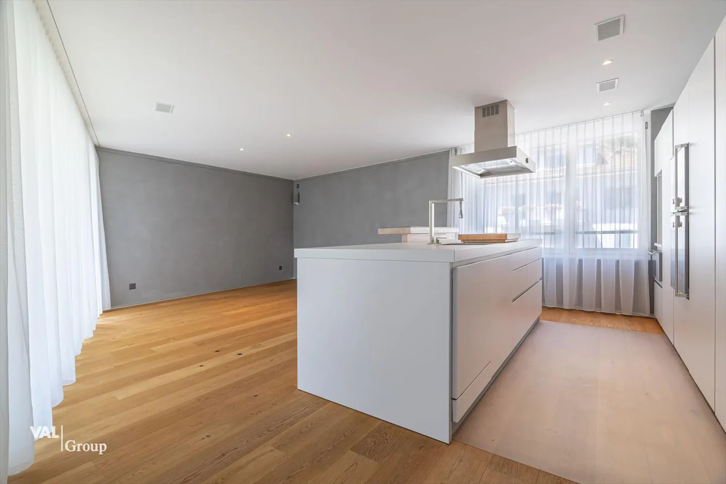 High-quality 3.5 room apartment in a central location - Photo 1 of 12