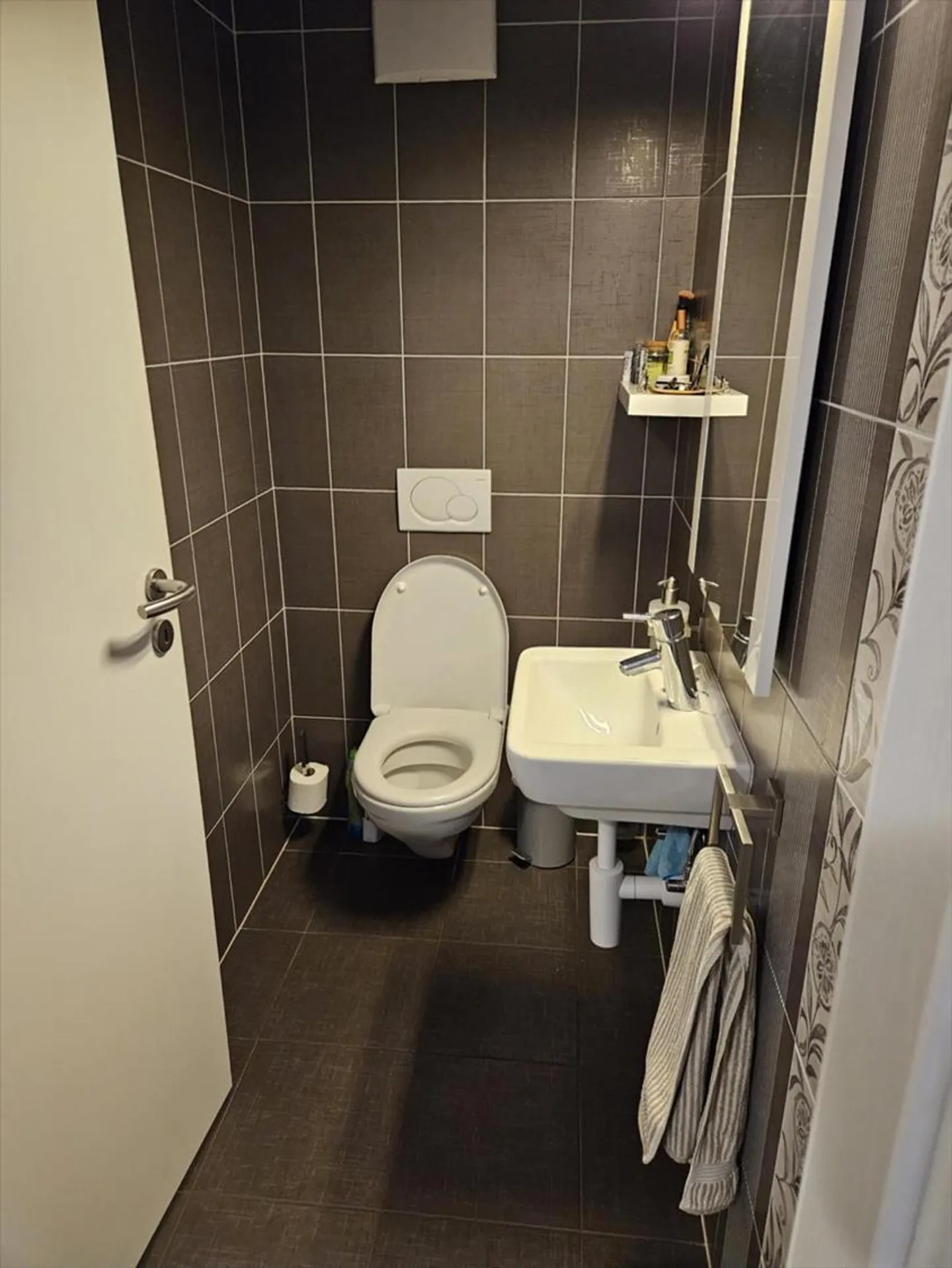 Penthaz, Reihenhaus mit 5 Zimmern - 155 m2 Wohnfläche, Blick auf das Land - Foto 5 von 13
