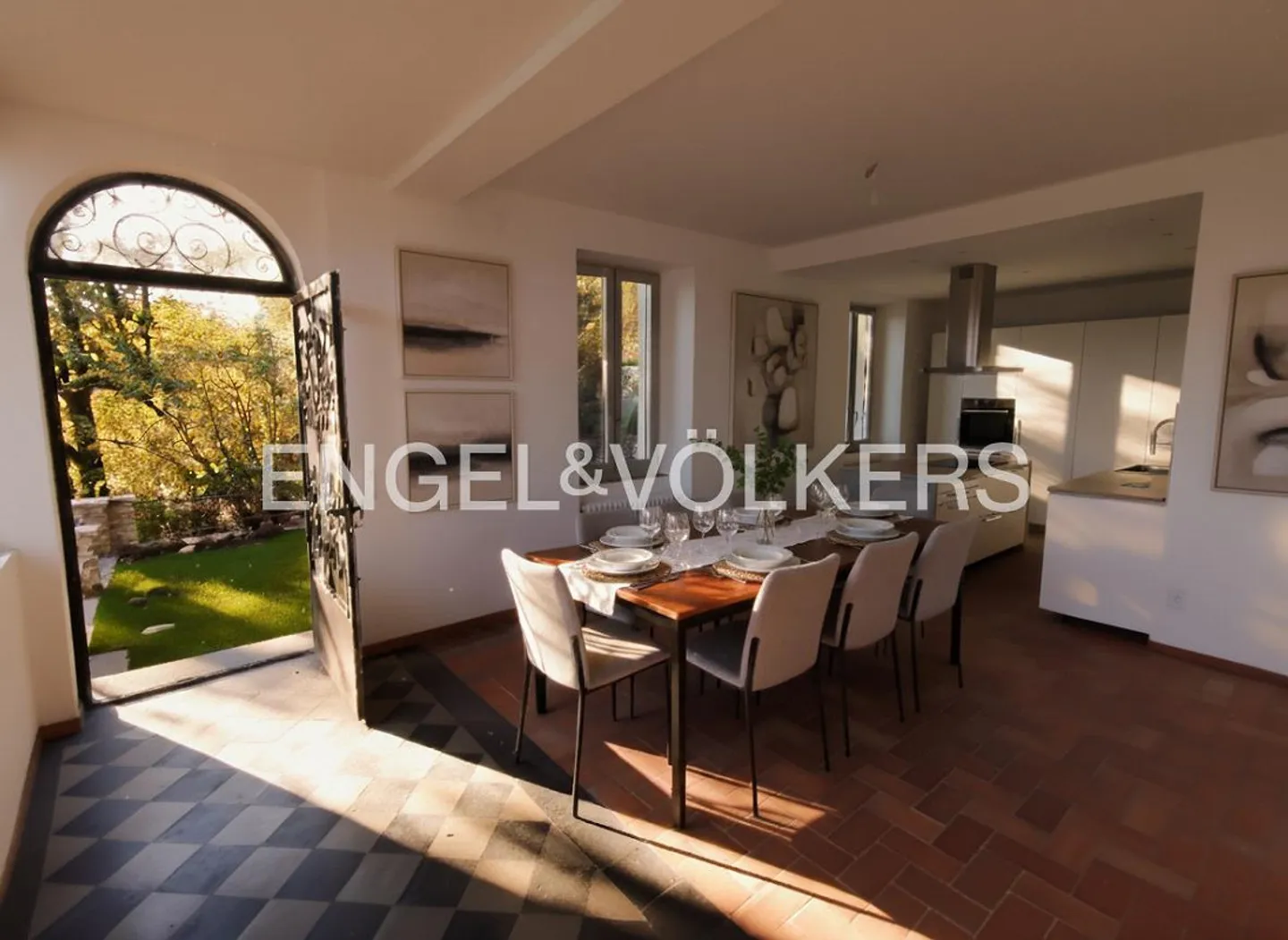 Villa Époque dans le parc avec vue sur le lac (79) - Photo 4 sur 16