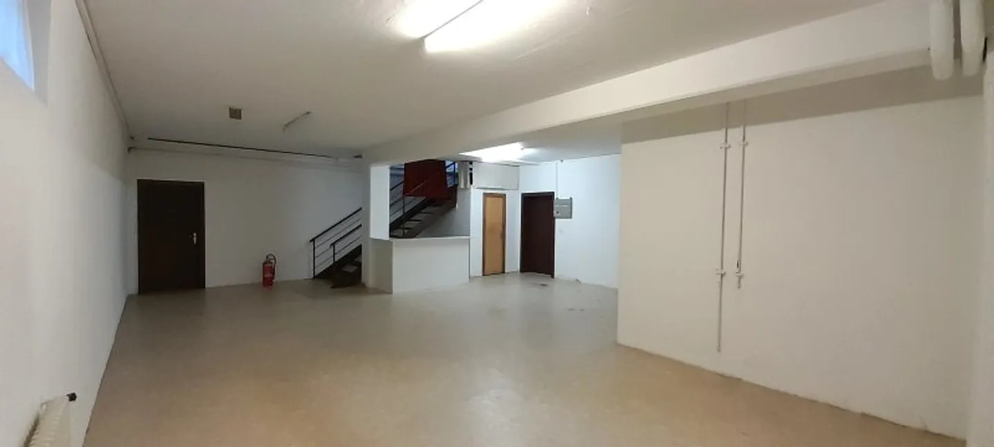 Edificio ad uso misto in affitto - Foto 6 di 9